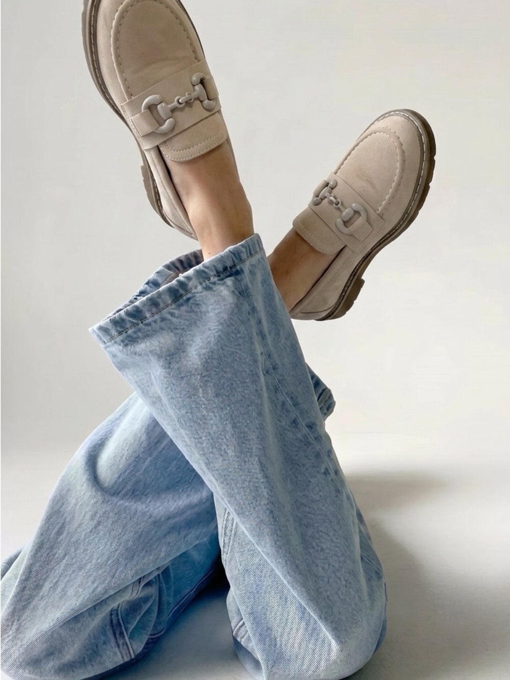 Source Unknown Beige Suede Loafers with Metal Bit
